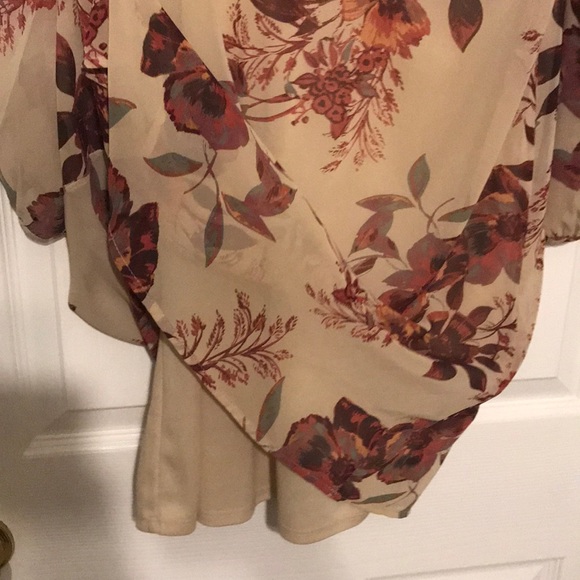 Lulu's Shift Dress - Picture 7 of 8